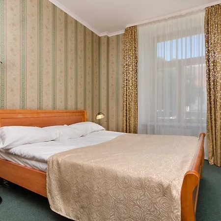 Lägenhetshotell Georghof Old Town 3*