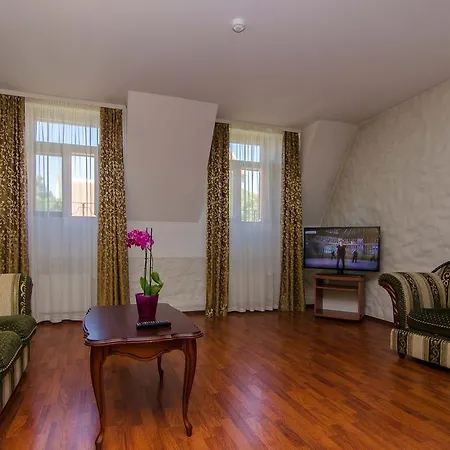 Georghof Old Town Lägenhetshotell 3*