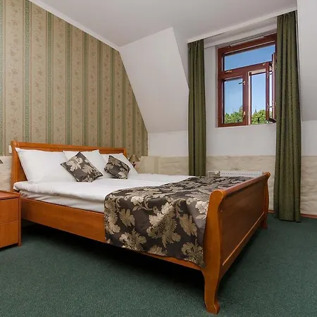 Georghof Old Town 3* Таллин