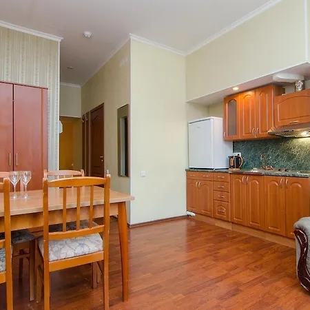 Апарт-отель Georghof Old Town 3*